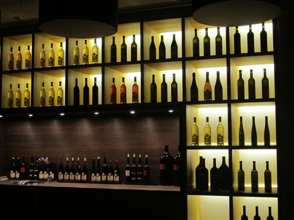 Weingut Seck Hotel Dolgesheim Exterior foto